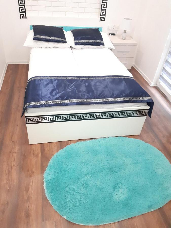 Apartamenty Centrum Mala Dwojeczka Blekitna Panoramiczna Balkonem Promenada Кельце Екстер'єр фото