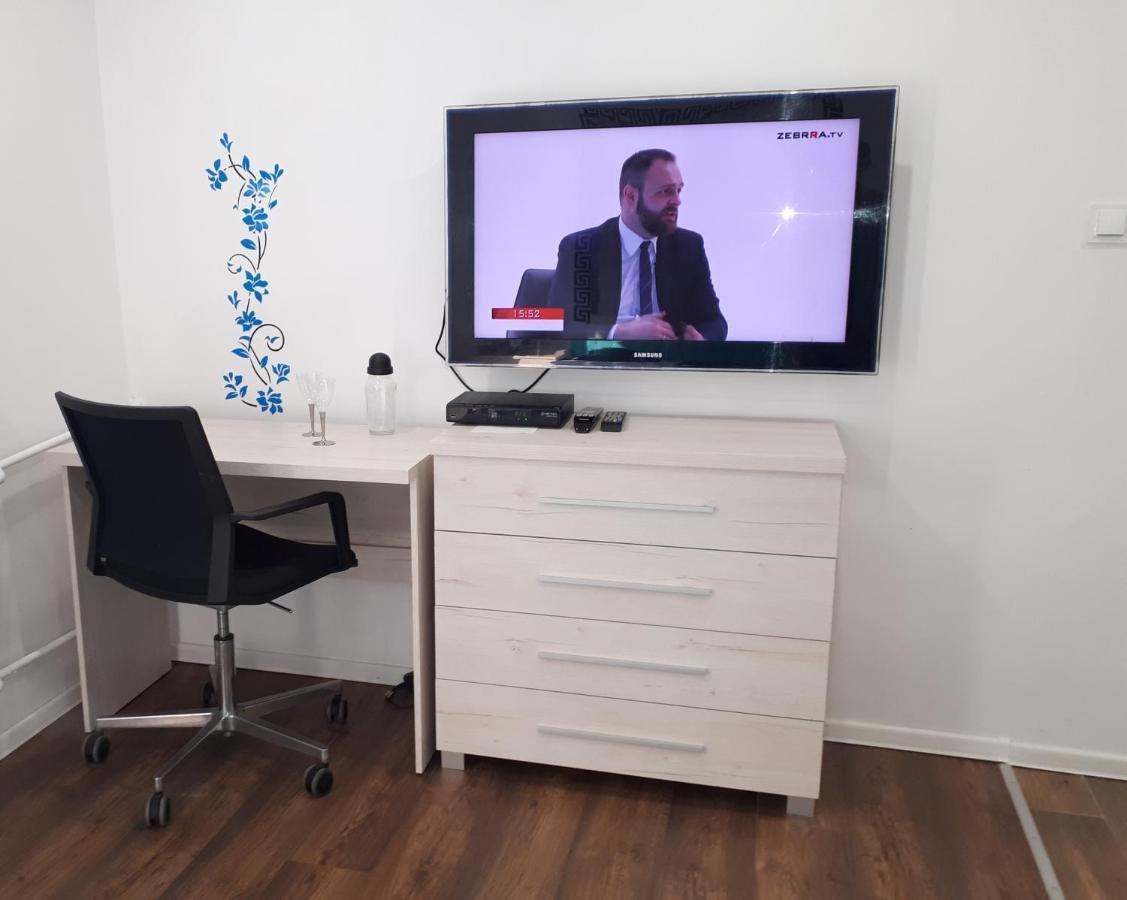 Apartamenty Centrum Mala Dwojeczka Blekitna Panoramiczna Balkonem Promenada Кельце Екстер'єр фото